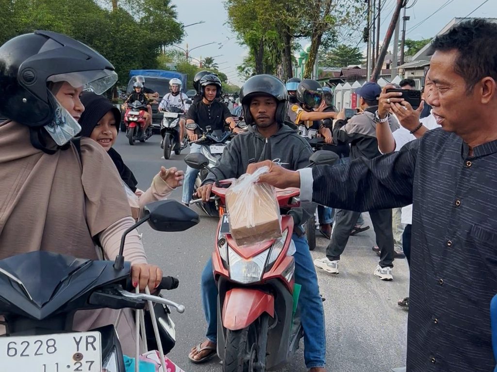 Hangatkan Ramadan, PWI Kalteng Tebar 400 Takjil dan Gelar Buka Puasa Bersama